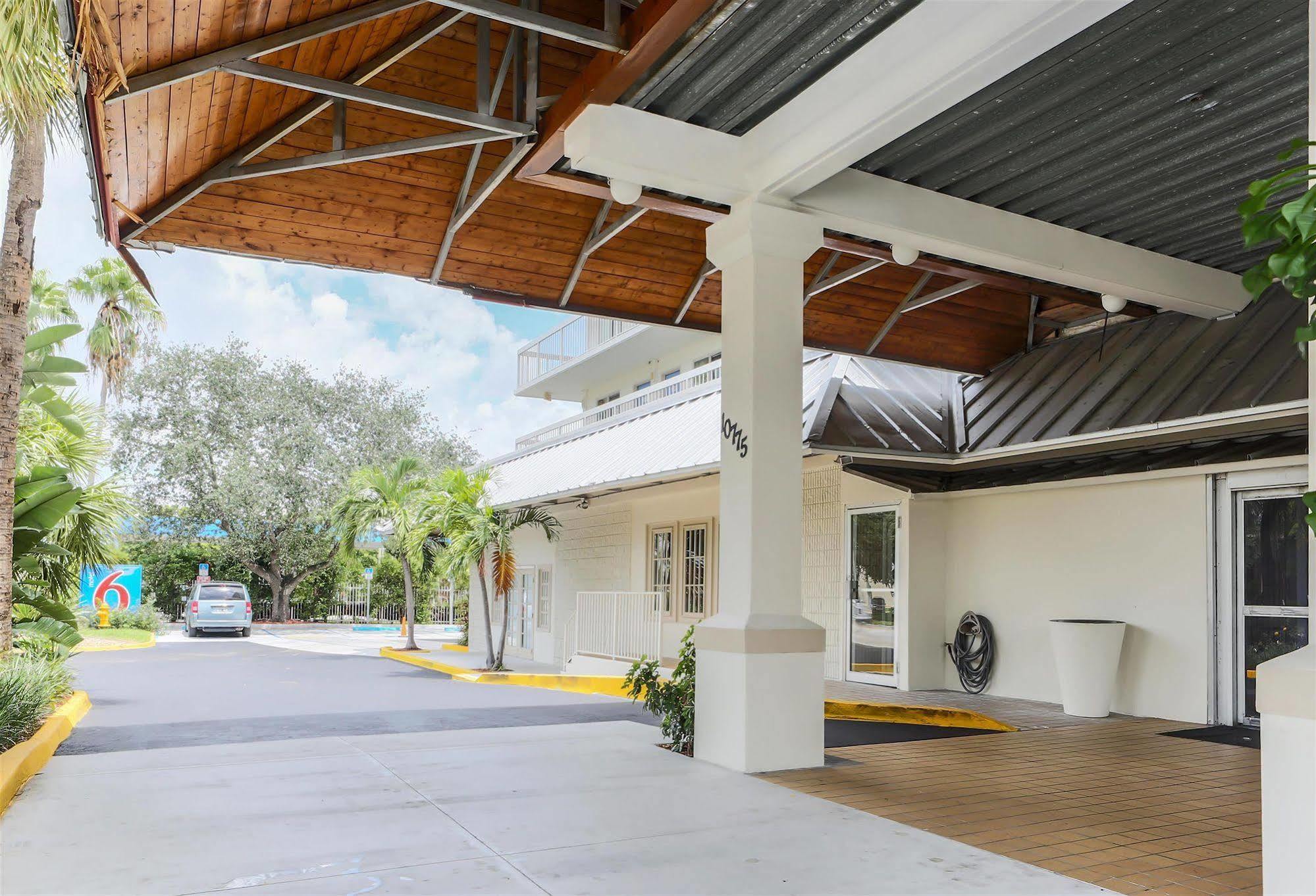 Motel 6-Cutler Bay, Fl Extérieur photo