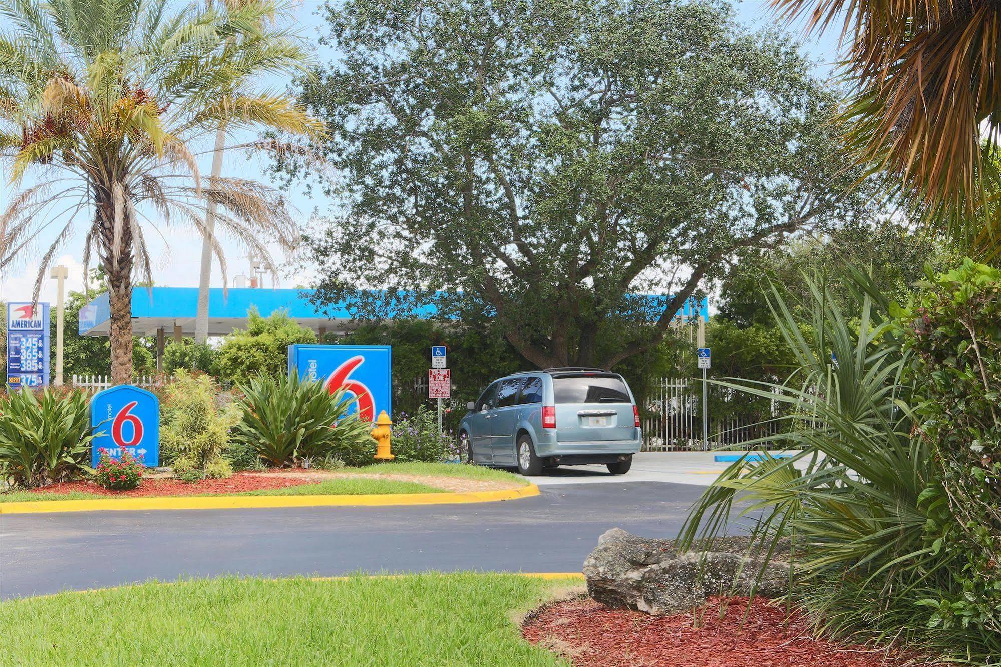Motel 6-Cutler Bay, Fl Extérieur photo