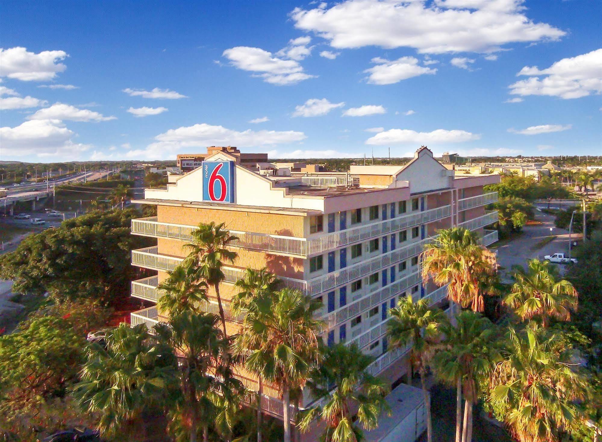 Motel 6-Cutler Bay, Fl Extérieur photo
