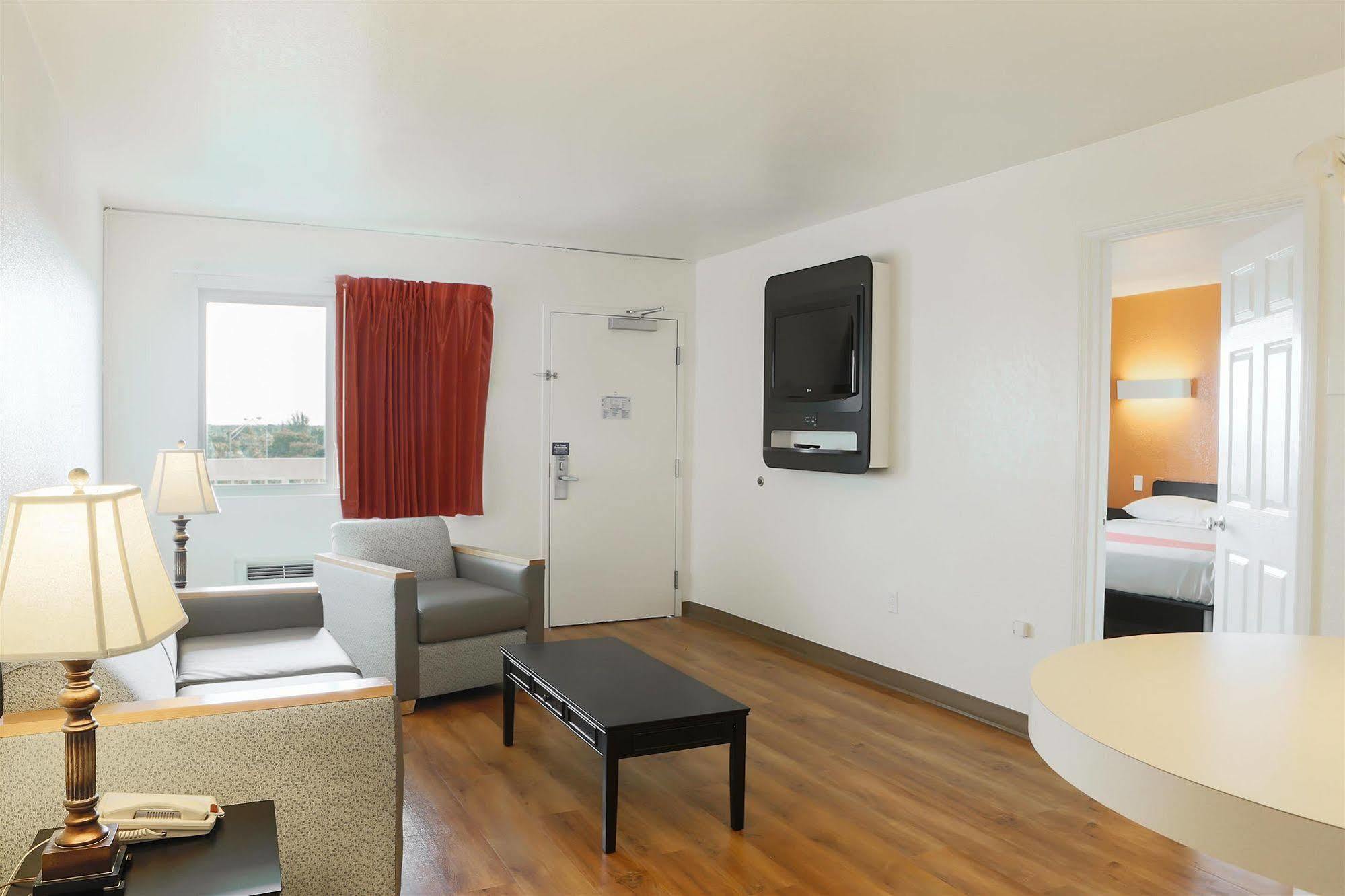 Motel 6-Cutler Bay, Fl Extérieur photo